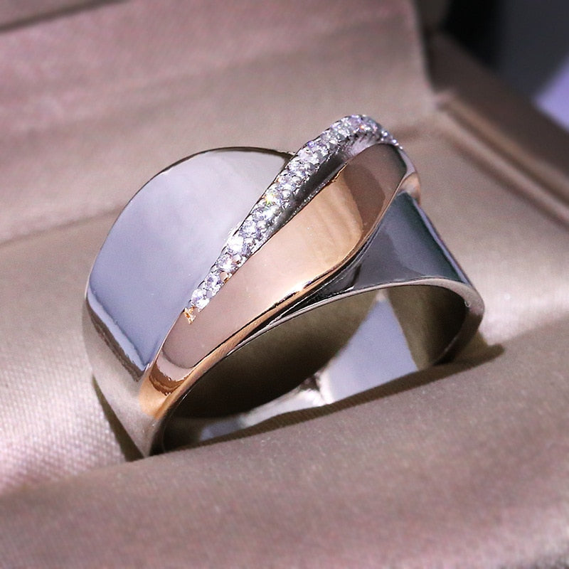 Personality Ring - Criss Cross Design