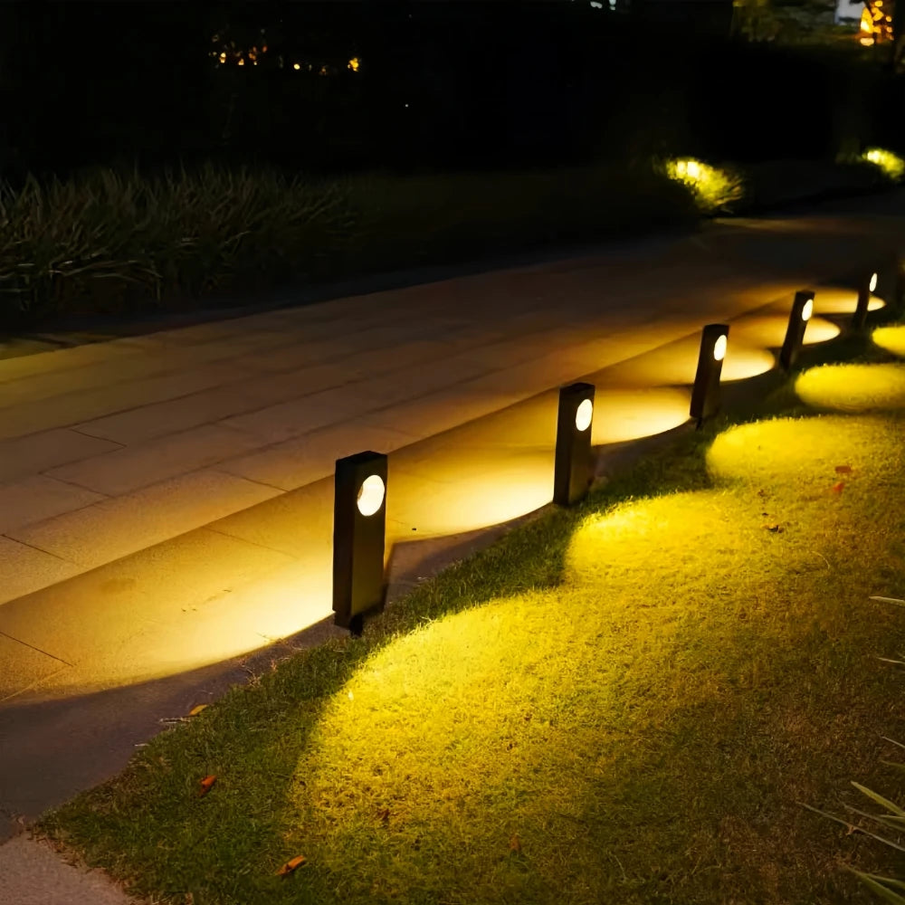 Solar LED Garden Light / Moon