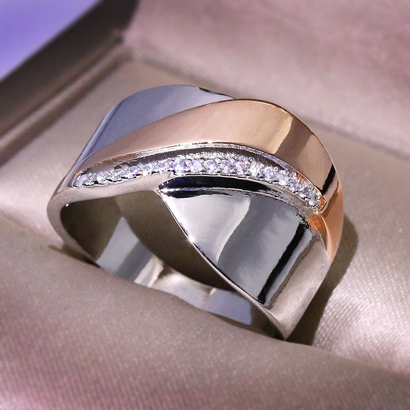 Personality Ring - Criss Cross Design