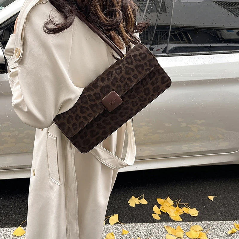 Shoulder Bag - Tactile